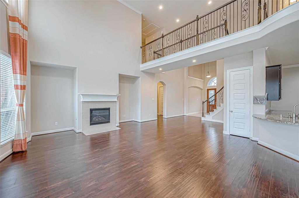 25719 Oakwood Knoll Drive, Katy, Texas image 19