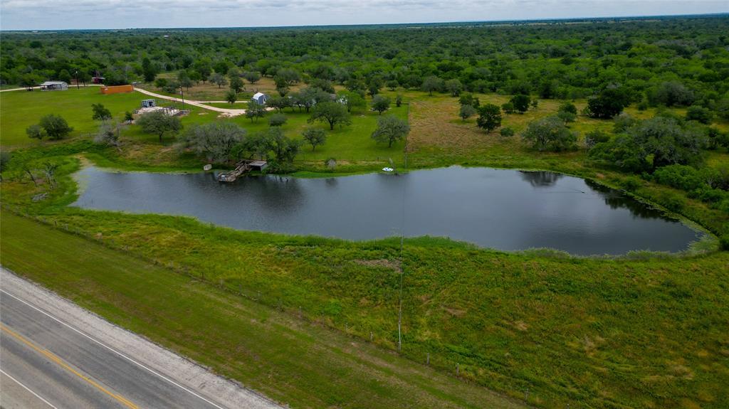 2387 Highway 304, Gonzales, Texas image 9