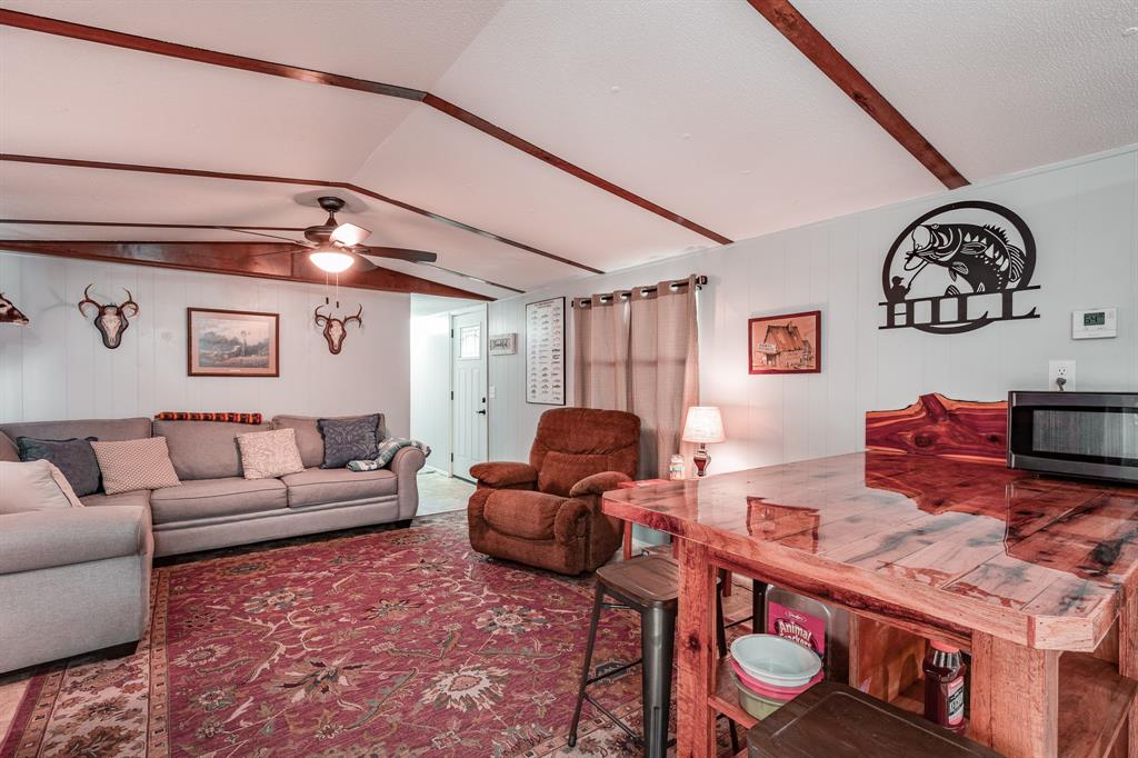 3196 Fsr 304w, Broaddus, Texas image 8