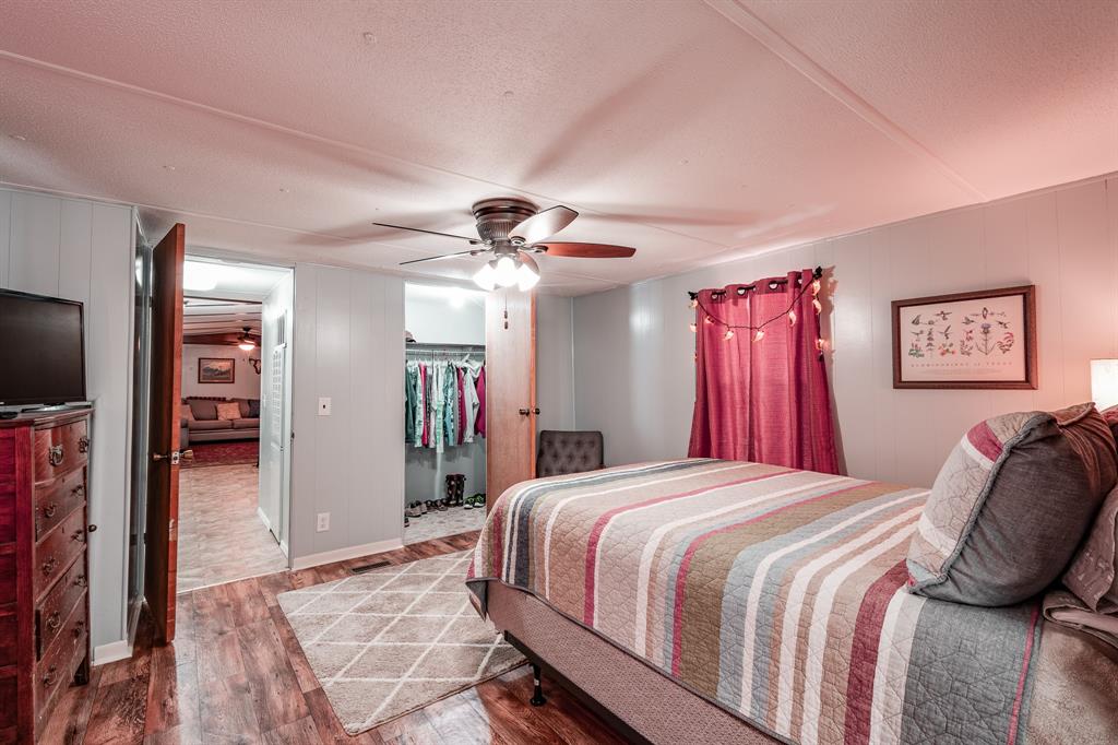 3196 Fsr 304w, Broaddus, Texas image 13