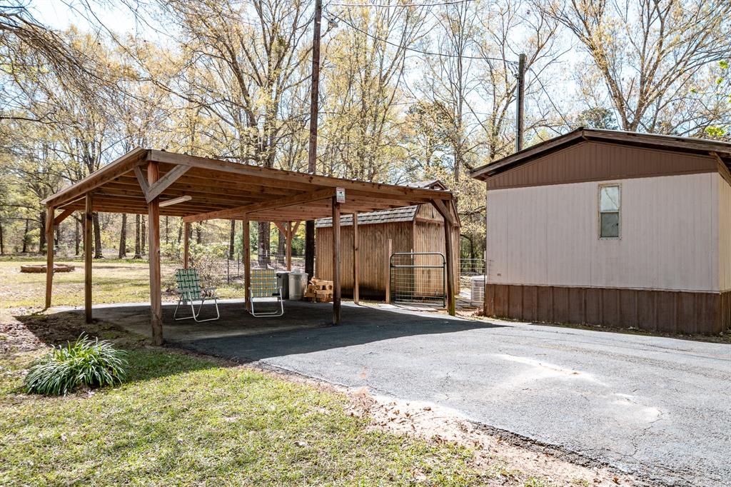 3196 Fsr 304w, Broaddus, Texas image 27