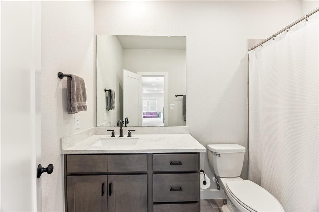 4522 Brazos Shores Drive, Sugar Land, Texas image 25