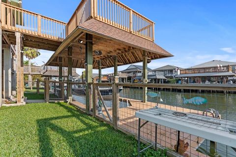 A home in Bayou Vista