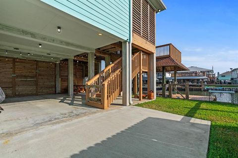 A home in Bayou Vista