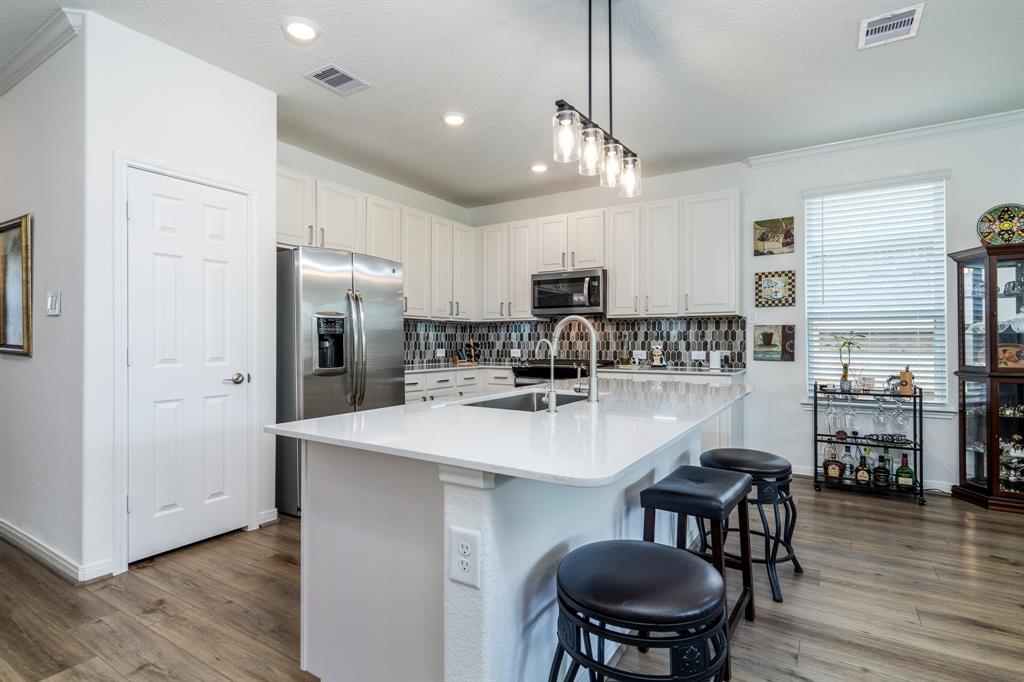7702 Royal Oasis Lane, Cypress, Texas image 5