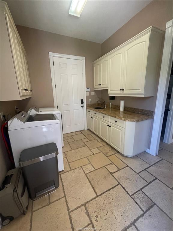 4304 Hyde Park Lane, Bryan, Texas image 11
