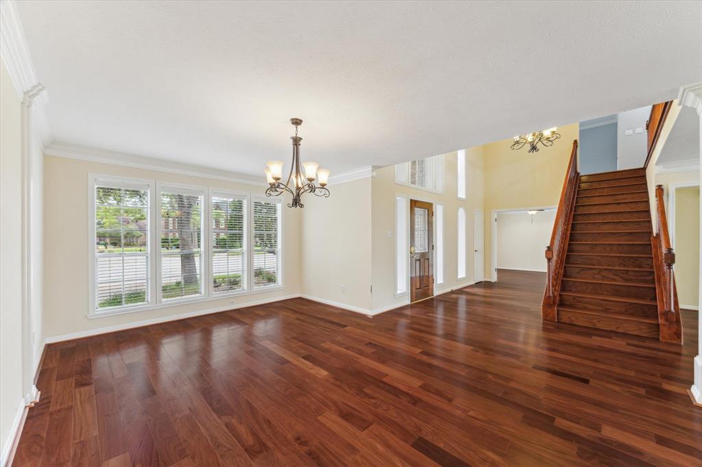 2125 Tipperary Drive