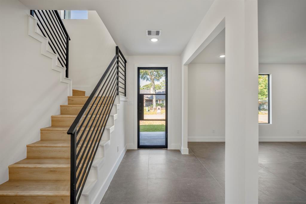 10728 Twin Oak Dr Dr, Conroe, Texas image 12