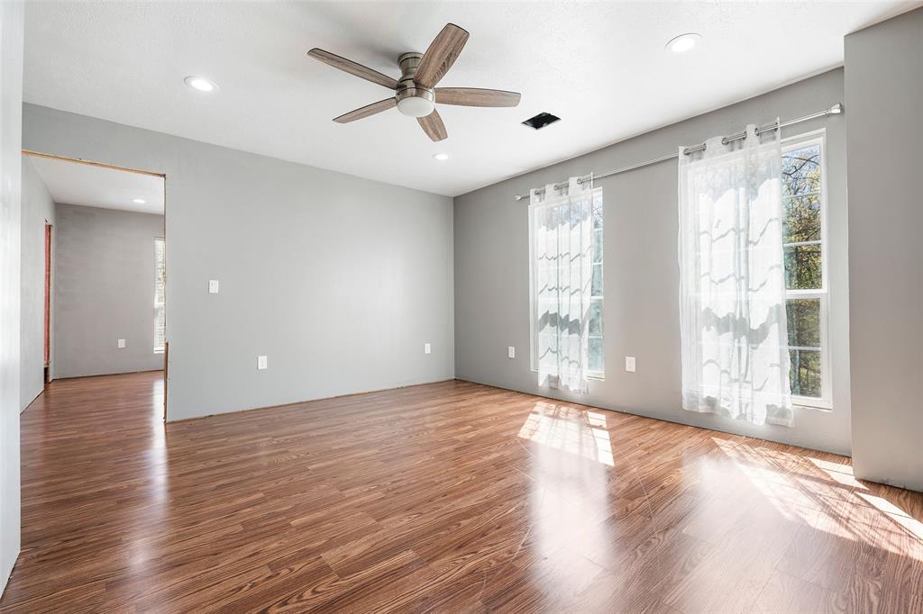 1181 Hickman Creek Drive, Cleveland, Texas image 10