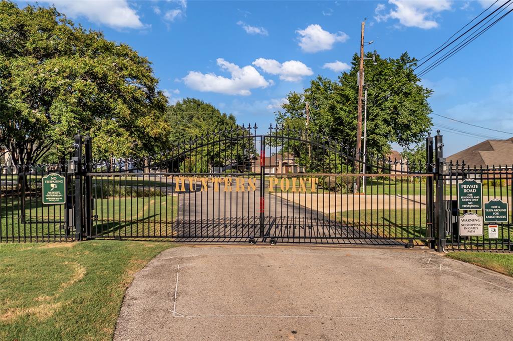 16314 Hunters Circle