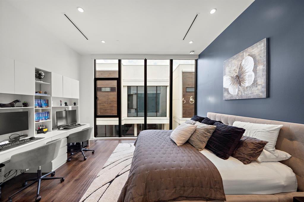 819 W 24th Street #C, Houston, Texas image 30