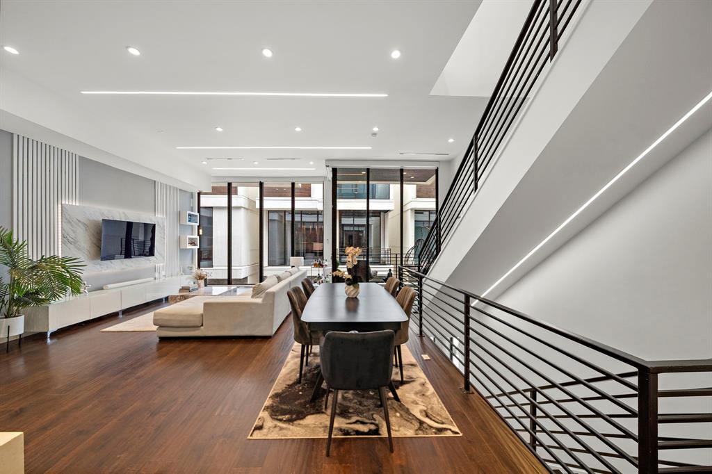 819 W 24th Street #C, Houston, Texas image 17