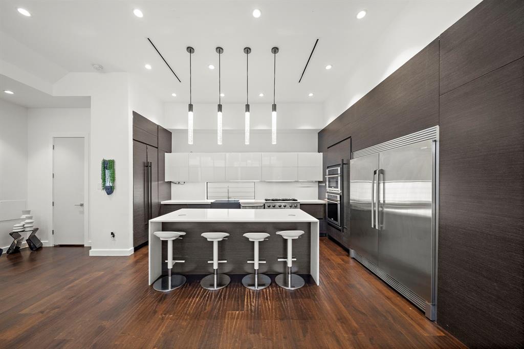 819 W 24th Street #C, Houston, Texas image 2