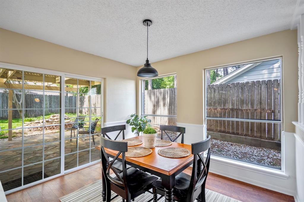 6806 Peace River Drive, Spring, Texas image 15