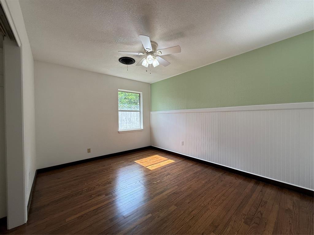2016 N Tinsley Street, Angleton, Texas image 26
