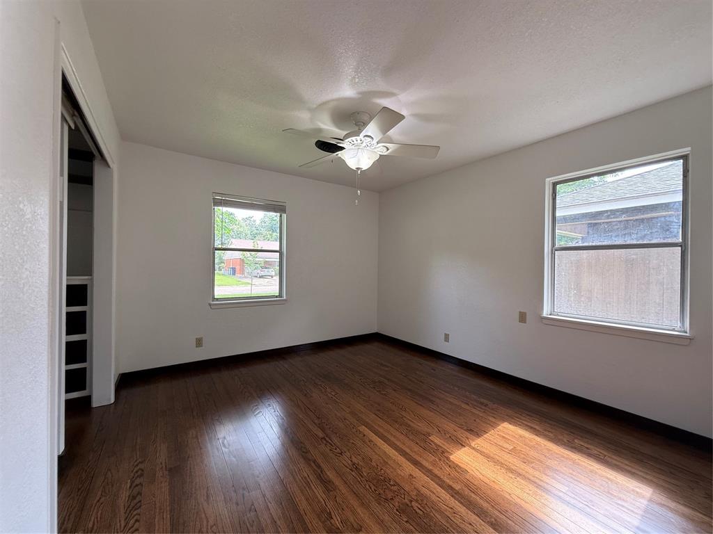 2016 N Tinsley Street, Angleton, Texas image 30