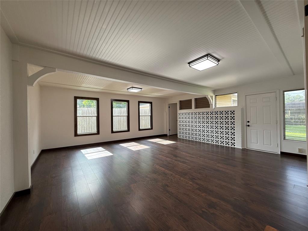 2016 N Tinsley Street, Angleton, Texas image 15
