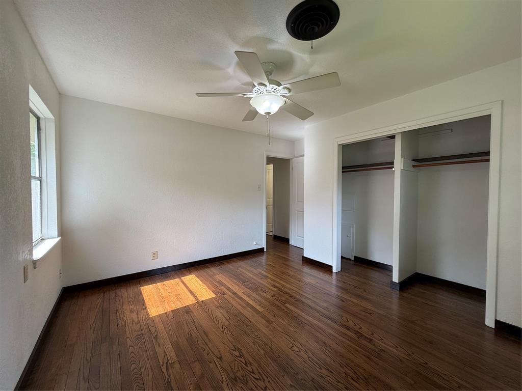 2016 N Tinsley Street, Angleton, Texas image 31