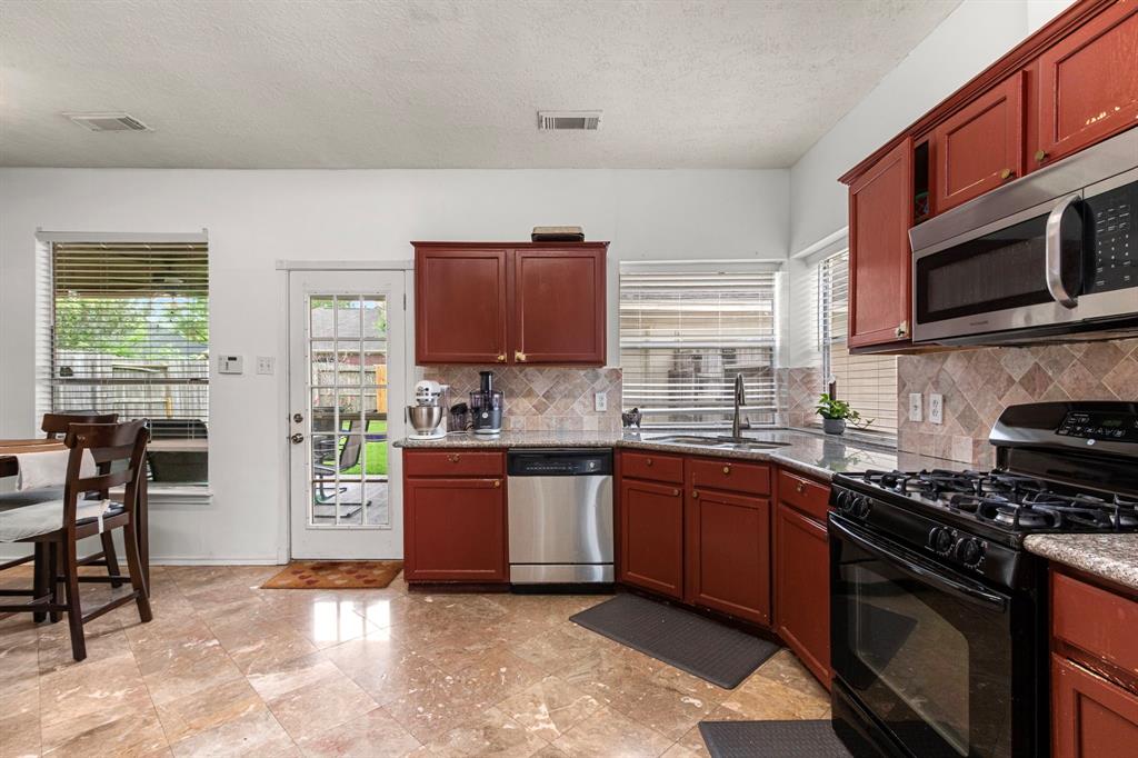 17919 Scrub Oak Drive, Richmond, Texas image 10