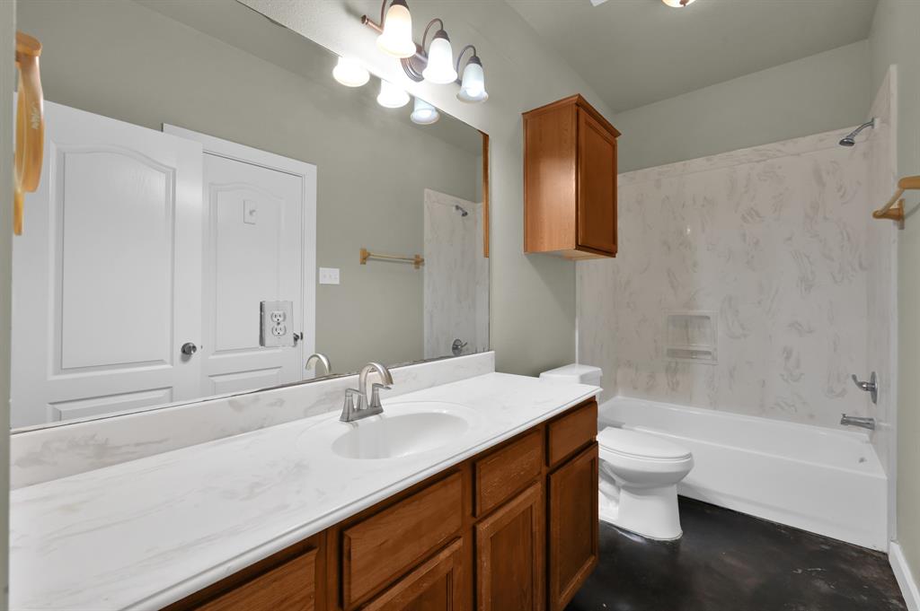 3130 Molly Drive, Huntsville, Texas image 18