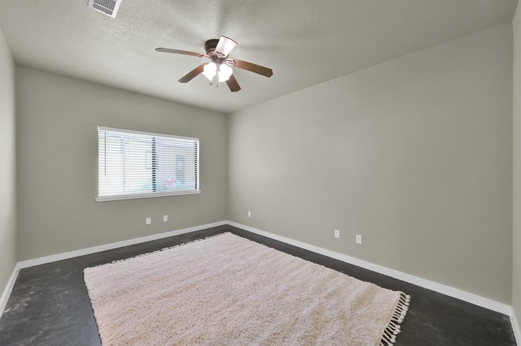 3130 Molly Drive, Huntsville, Texas image 13
