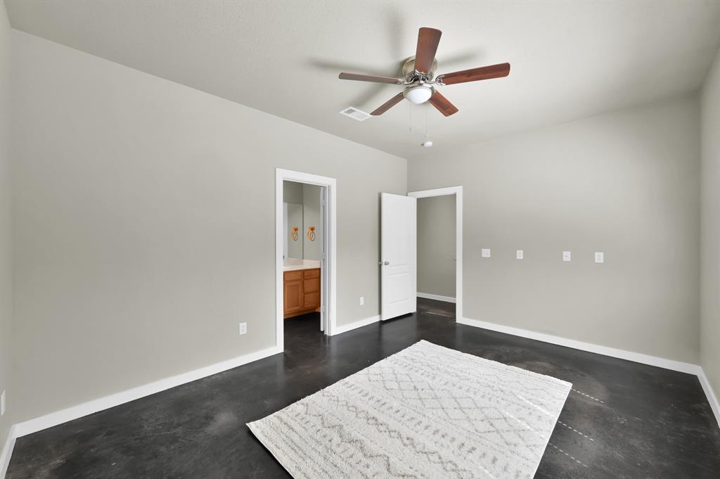 3130 Molly Drive, Huntsville, Texas image 19