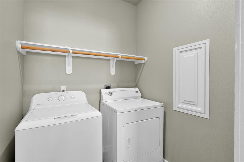 3130 Molly Drive, Huntsville, Texas image 12
