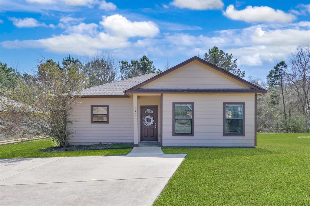 3130 Molly Drive, Huntsville, Texas image 1