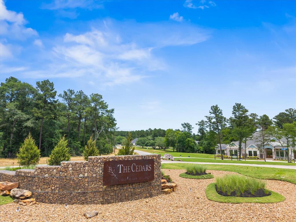 8572 Cedar Lake Lane