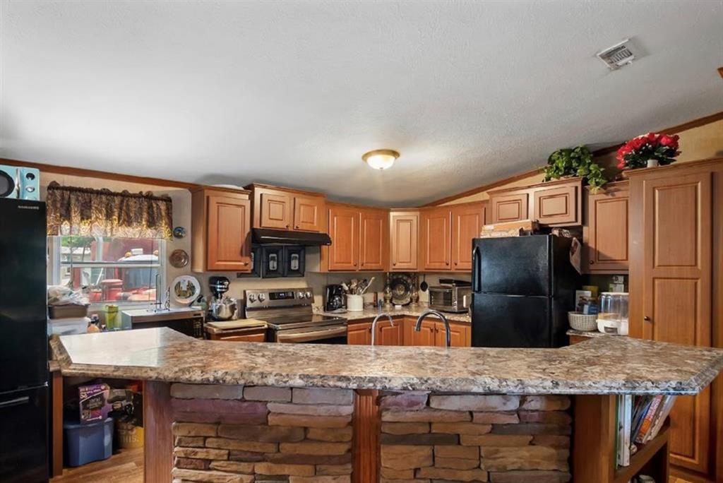 16319 Birch Hollow Drive, Conroe, Texas image 3