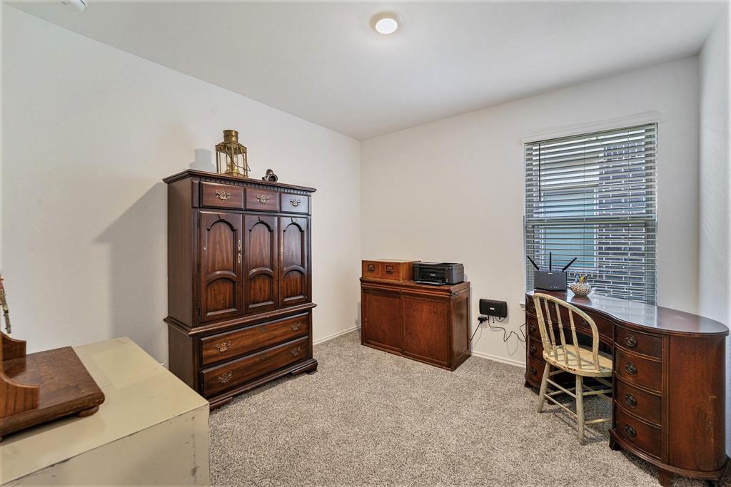 16862 Short Pines Drive, Conroe, Texas image 10