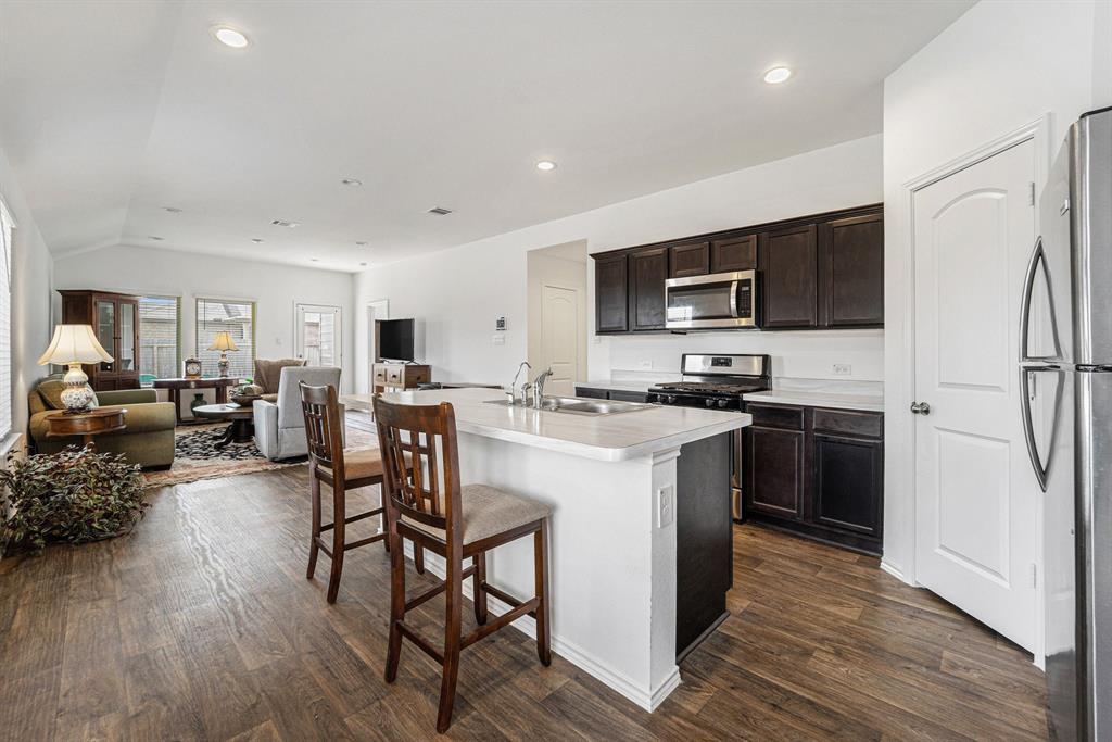 16862 Short Pines Drive, Conroe, Texas image 3