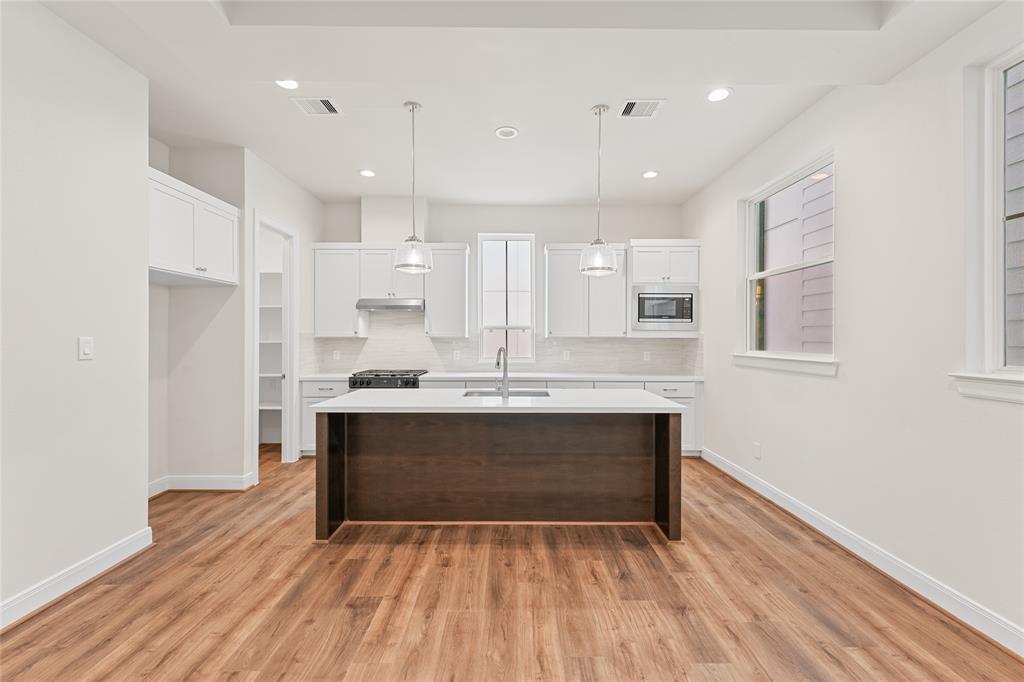 2708 Grand Fountains Drive #H, Houston, Texas image 15