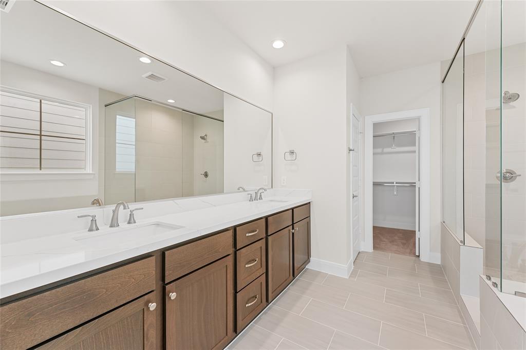 2708 Grand Fountains Drive #H, Houston, Texas image 23