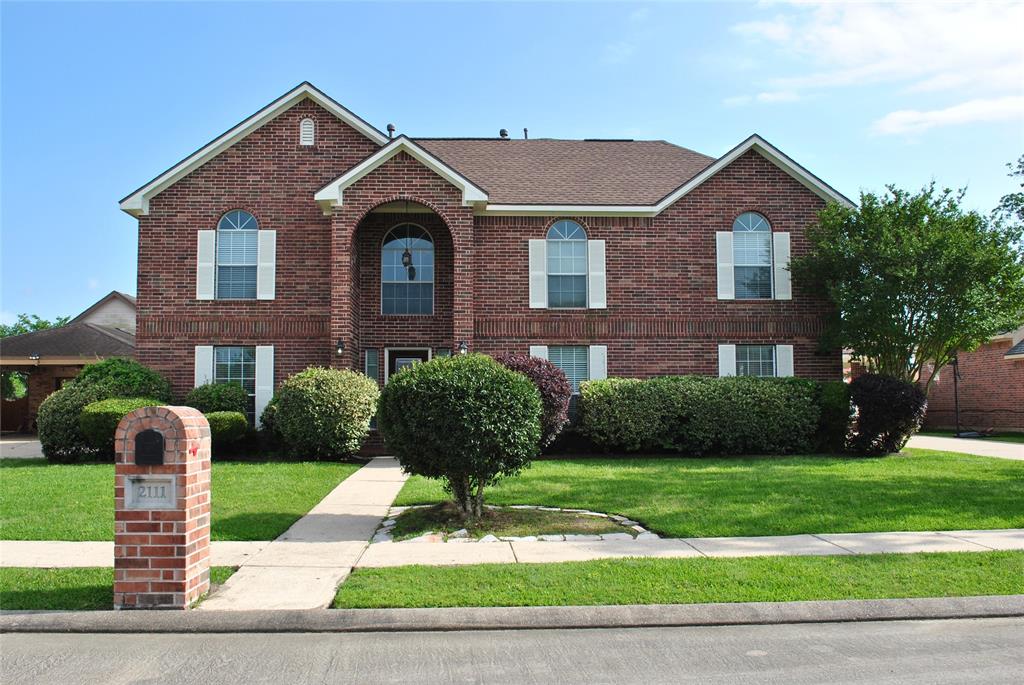 2111 Paintbrush Avenue, League City, Texas image 1