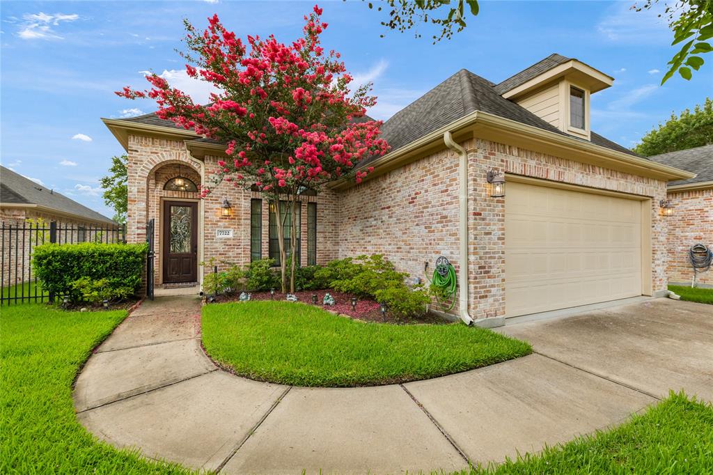 7722 Waning Star Court