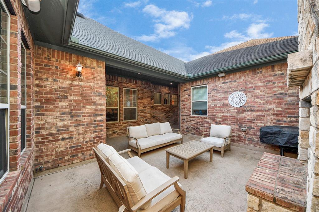 3507 Manor Lake Lane, Spring, Texas image 8