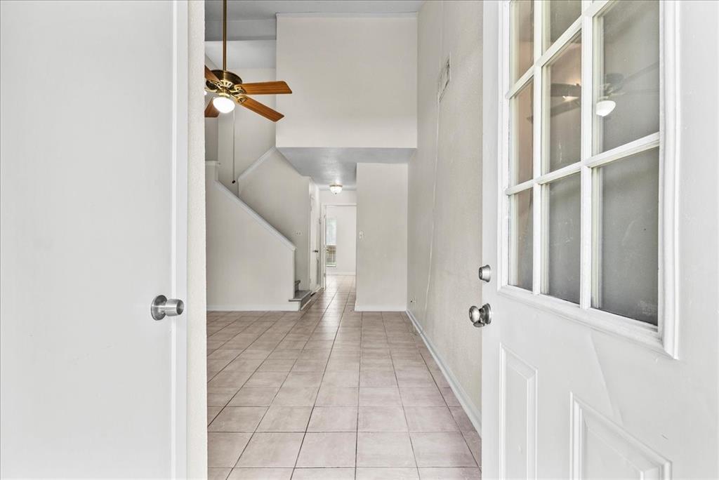 4822 Caranchua Reef Drive