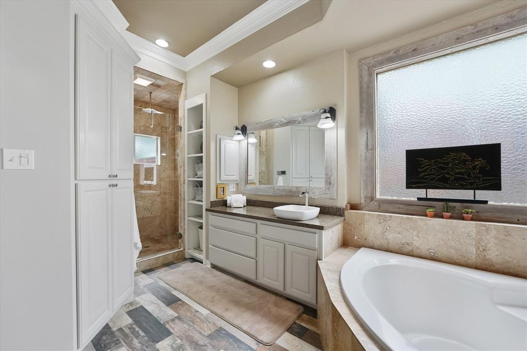 9914 Kershope Forest Court, Spring, Texas image 21