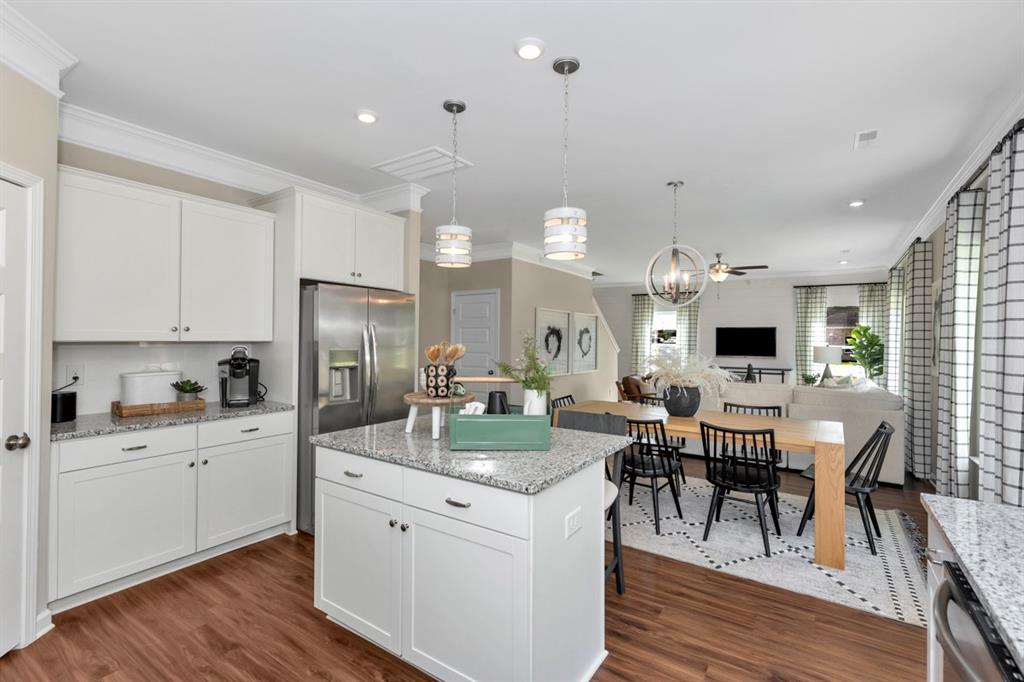15122 Bank Swallow Place, Magnolia, Texas image 6