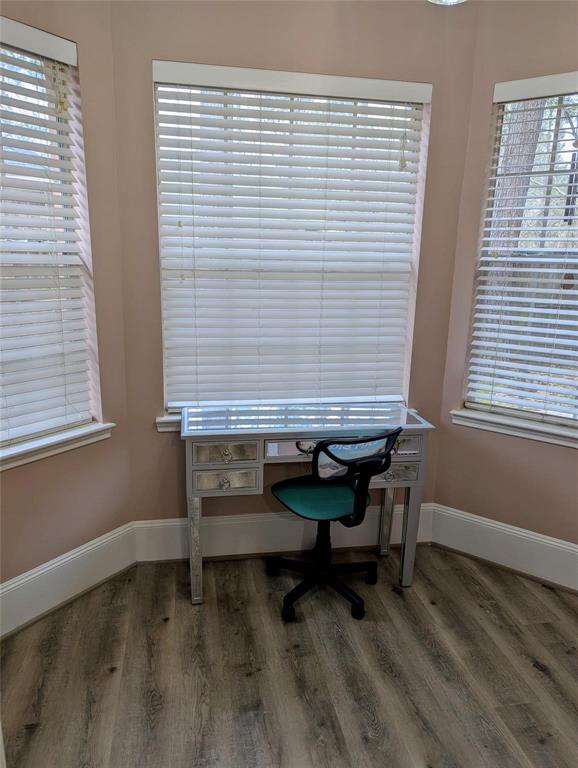 2 Skyland Place, The Woodlands, Texas image 13