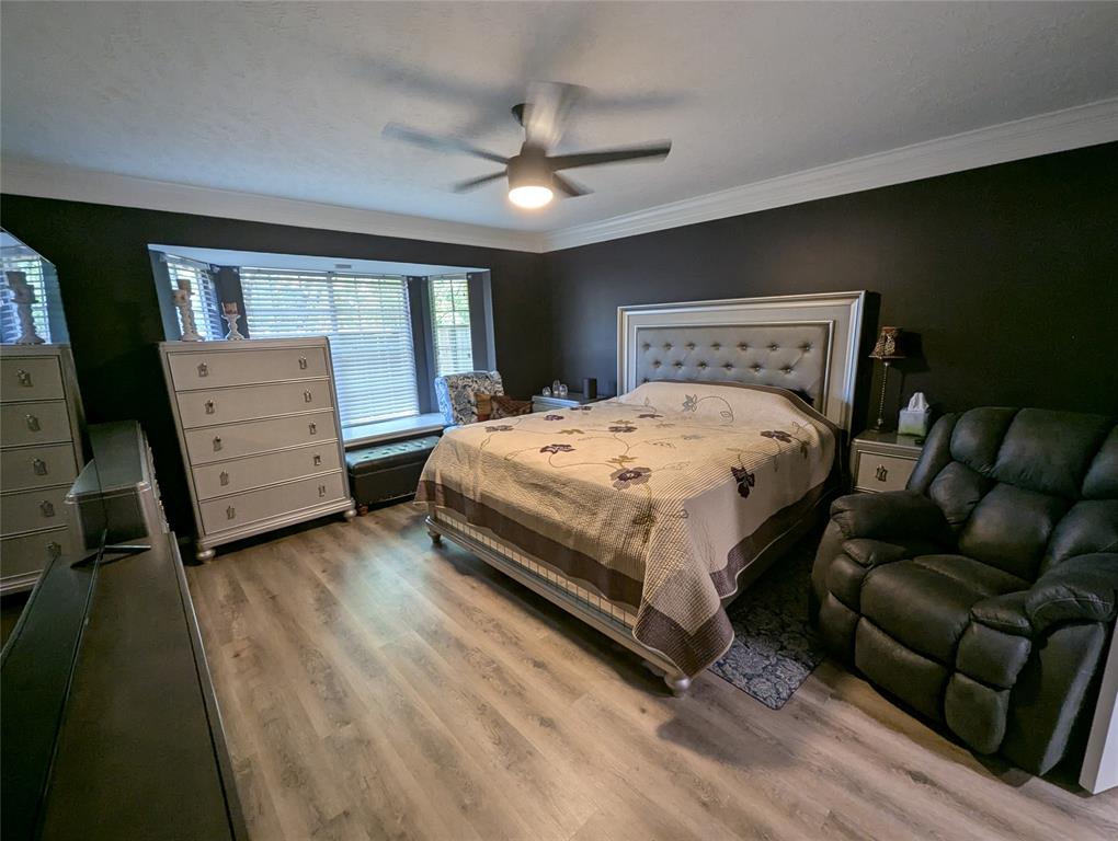 2 Skyland Place, The Woodlands, Texas image 15