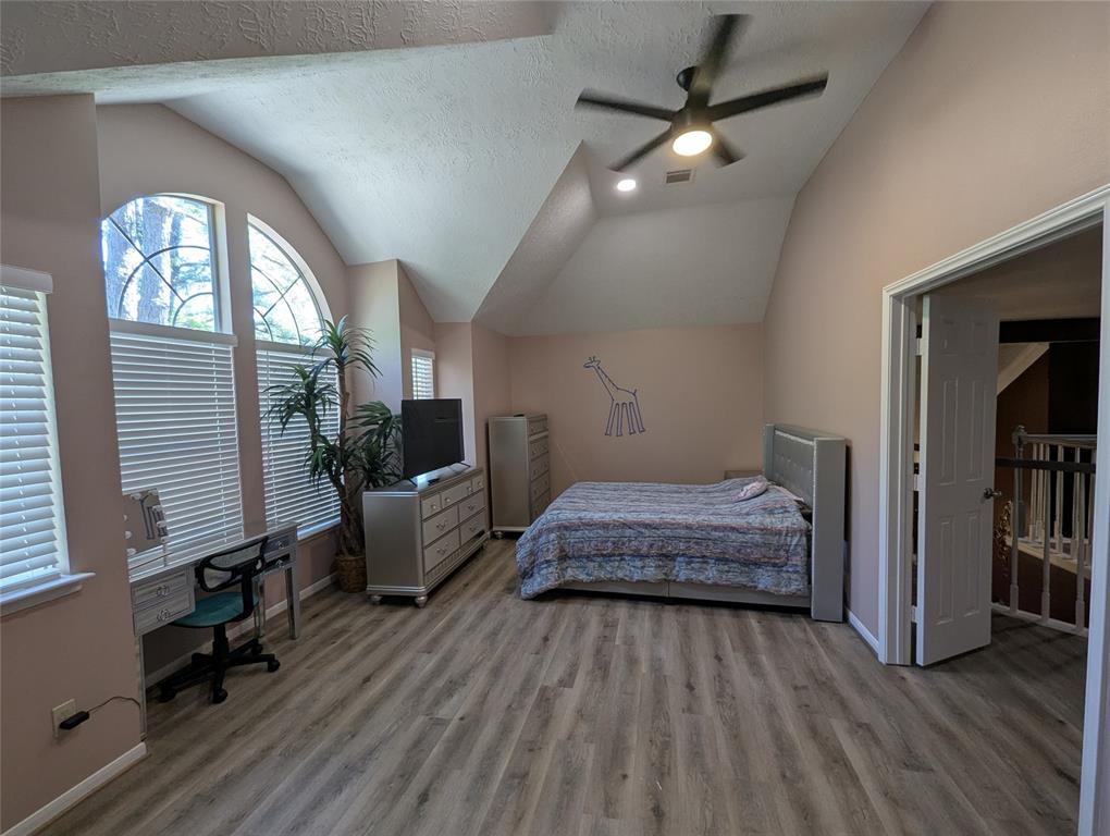 2 Skyland Place, The Woodlands, Texas image 27