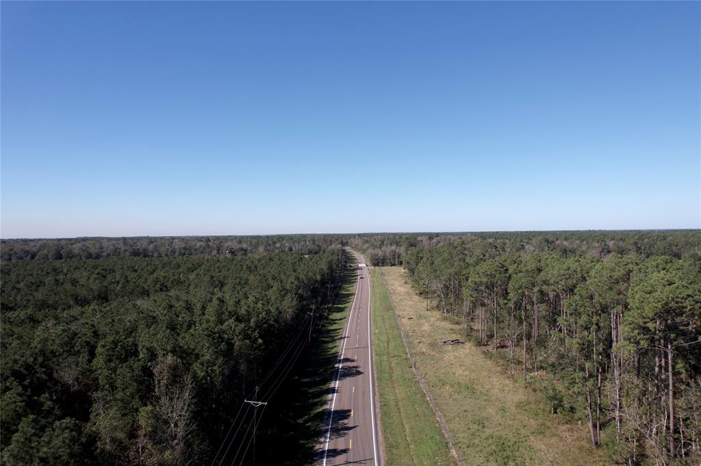 Fm 562, Anahuac, Texas image 15