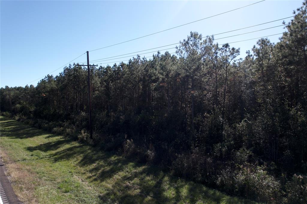 Fm 562, Anahuac, Texas image 16