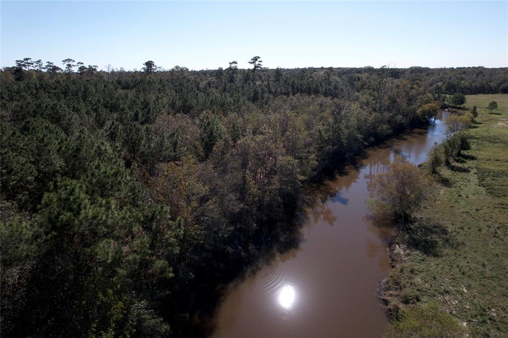 Fm 562, Anahuac, Texas image 6