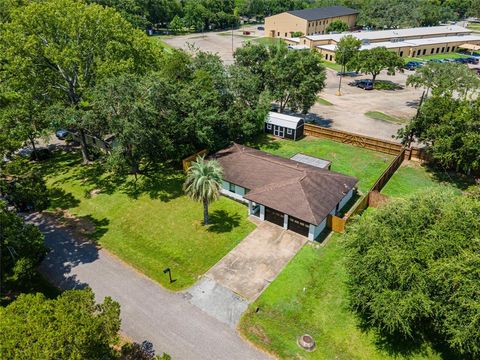 A home in League City