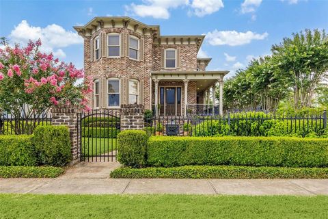 647 Cortlandt Street Houston TX 77007