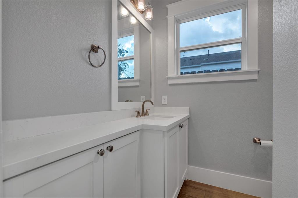 5810 Balbo Street, Houston, Texas image 19