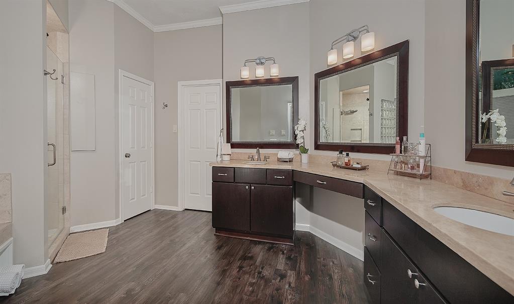 2 Firefall Court, The Woodlands, Texas image 22